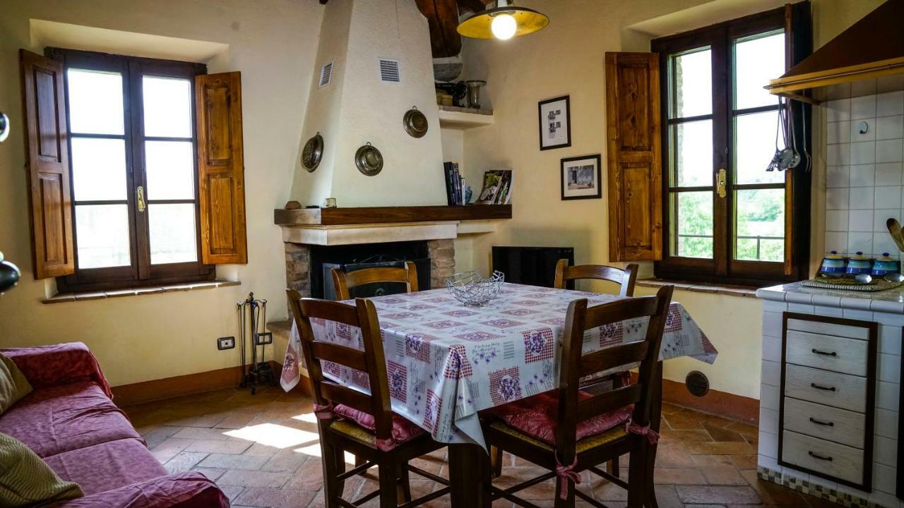 La Casa Del Fattore มอนเตริจโจนี ภายนอก รูปภาพ